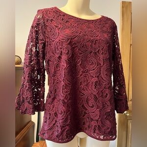 Like new Adrianna Papell dressy top